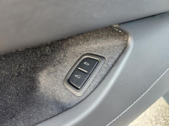 2023 Chevrolet Corvette Stingray 2DR STINGRAY CONV W/2LT **UNIVERSAL HOME REMOTE**HEATED&VENTILATED SEATS**HEADS-UP DISPLAY**