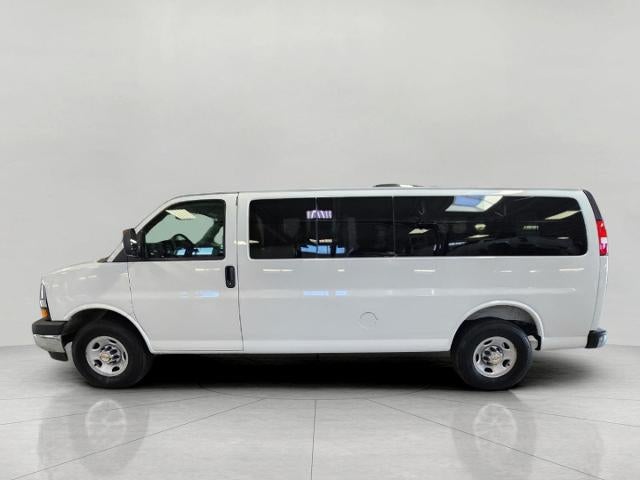 2025 Chevrolet Express Passenger 3500 RWD 3500 155 LT **15-PASSENGER SEATING**CRUSIE CONTROL**REMOTE KEYLESS ENTRY**