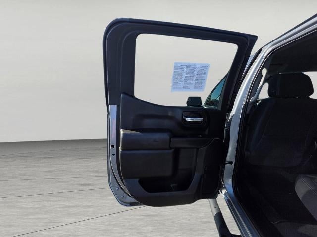 2023 Chevrolet Silverado 1500 4WD Crew Cab 147 Custom