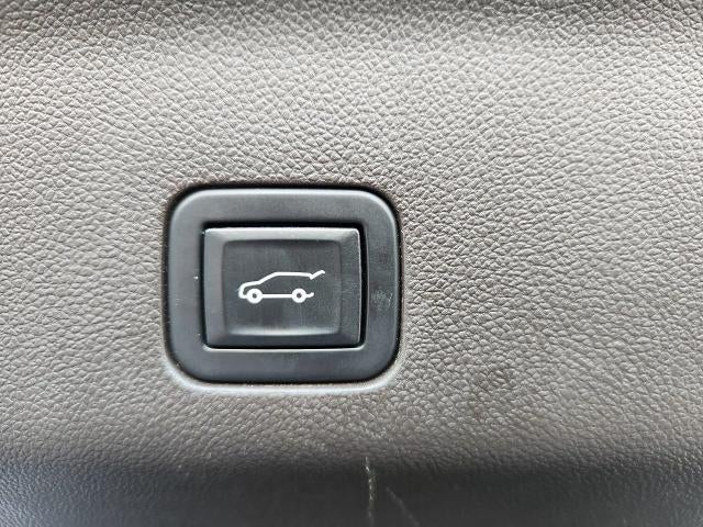 2021 GMC Yukon XL 4WD 4DR DENALI **HEATED FRONT & REAR SEATS**HD SURROUND VISION**ADAPTIVE CRUISE CONTROL**