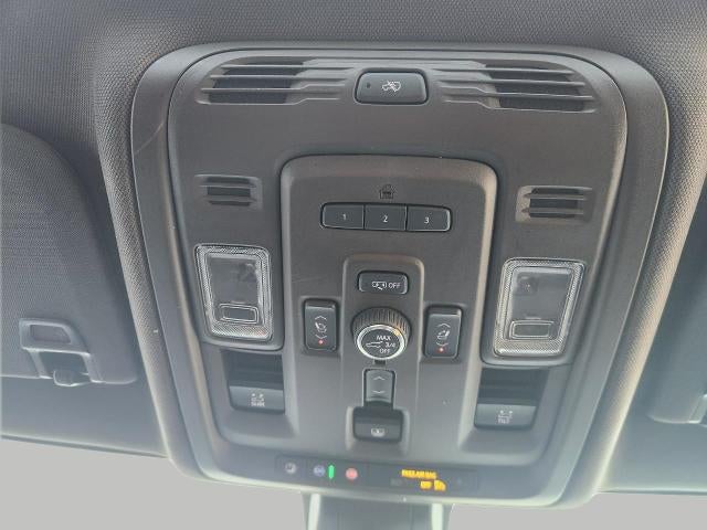 2021 GMC Yukon XL 4WD 4DR DENALI **HEATED FRONT & REAR SEATS**HD SURROUND VISION**ADAPTIVE CRUISE CONTROL**