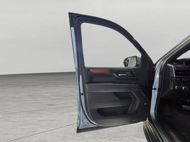 2025 GMC Yukon XL 4WD 4DR DENALI **HEATED FRONT & REAR SEATS**HD SURROUND VISION**ADAPTIVE CRUISE CONTROL**