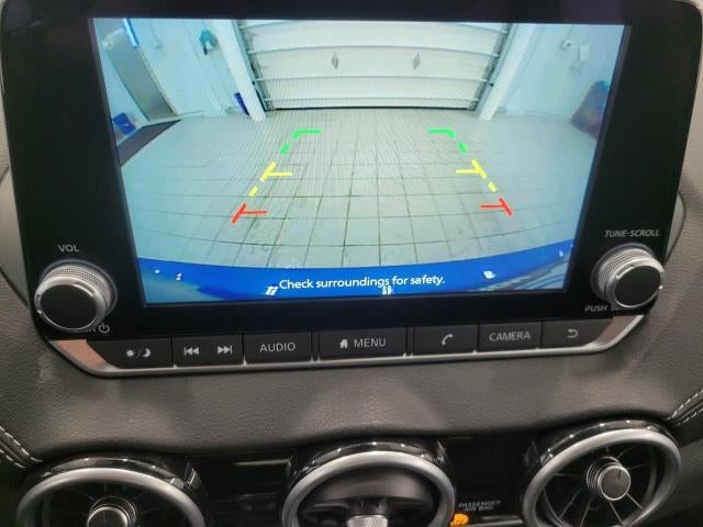 2025 Nissan Sentra SV CVT