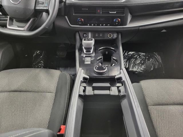 2025 Nissan Rogue AWD SV