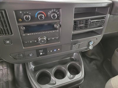 2025 Chevrolet Express Passenger 3500 Extended Wheelbase Rear-Wheel Drive 1LS