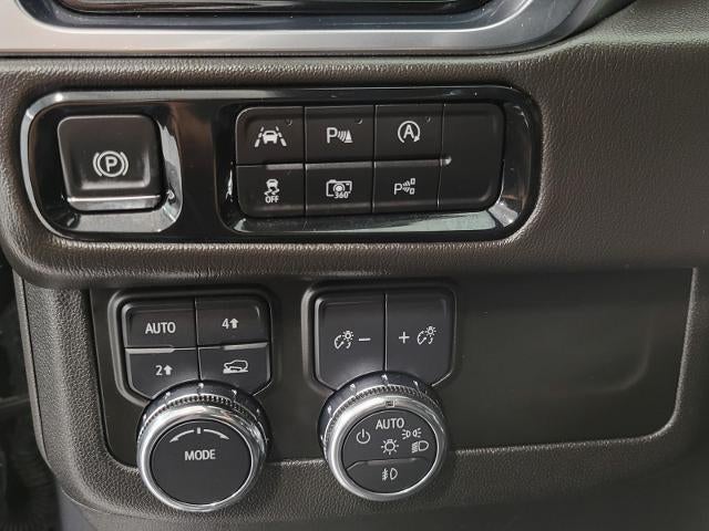 2025 GMC Yukon XL 4WD 4dr Denali