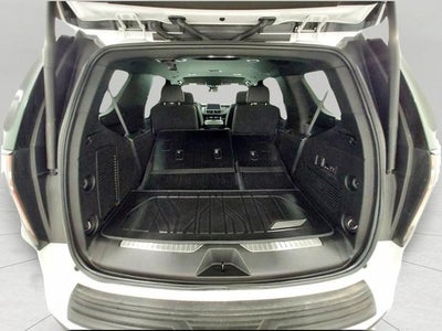 2023 Chevrolet Tahoe 4WD RST