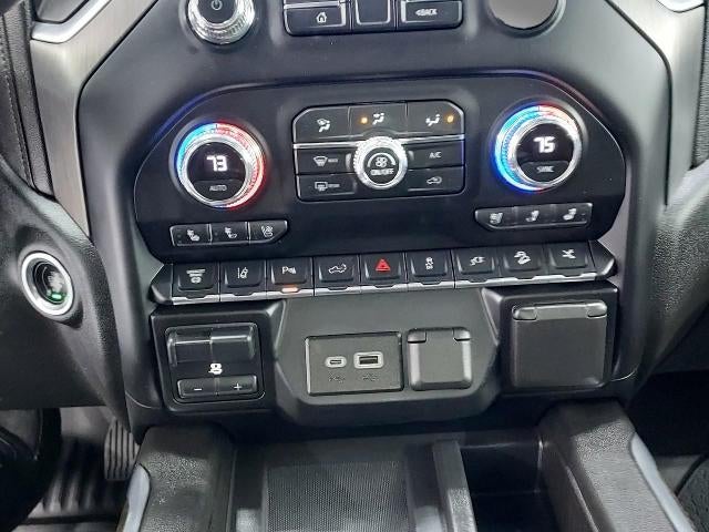2022 GMC Sierra 3500 HD Crew Cab Standard Box 4-Wheel Drive Denali