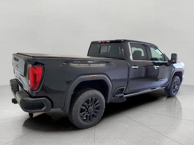 2022 GMC Sierra 3500 HD Crew Cab Standard Box 4-Wheel Drive Denali
