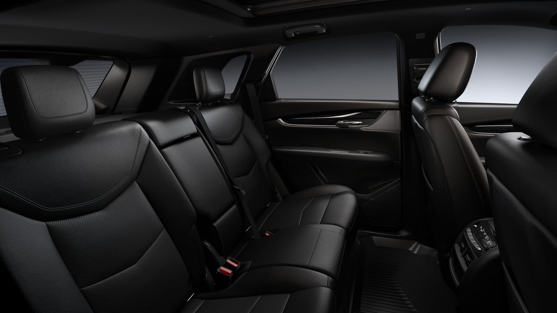 2025 Cadillac XT5 Base