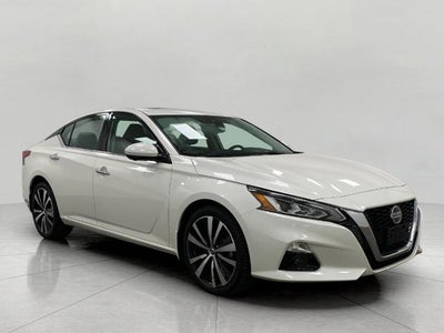 2019 Nissan Altima 2.5 Platinum AWD Sedan