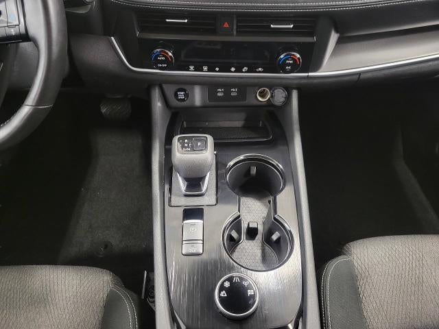 2025 Nissan Rogue AWD SV