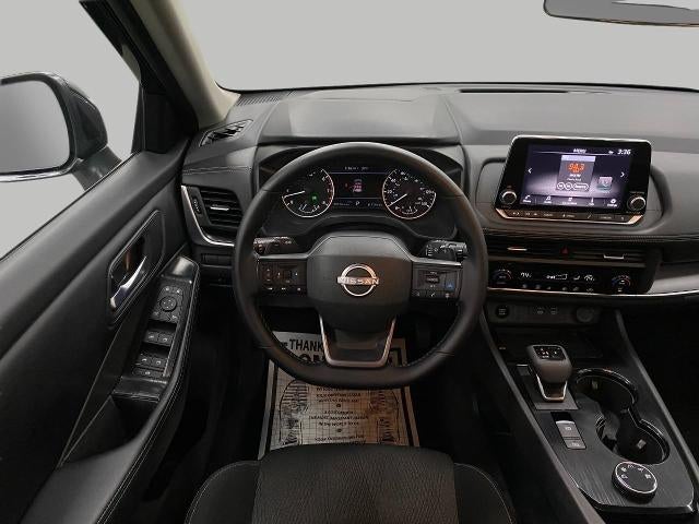 2025 Nissan Rogue AWD SV