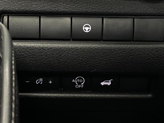 2025 Nissan Rogue AWD SV