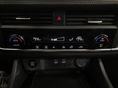 2025 Nissan Rogue AWD SV