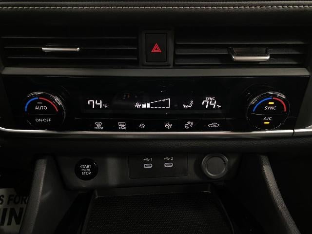 2025 Nissan Rogue AWD SV