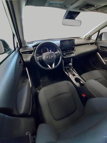 2022 Toyota Corolla Cross LE 4WD (Natl)