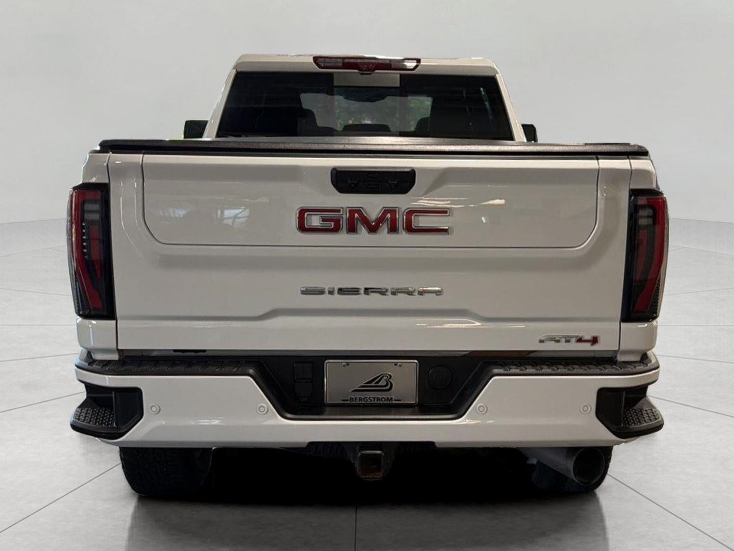 2024 GMC Sierra 2500HD 4WD Crew Cab 159 AT4