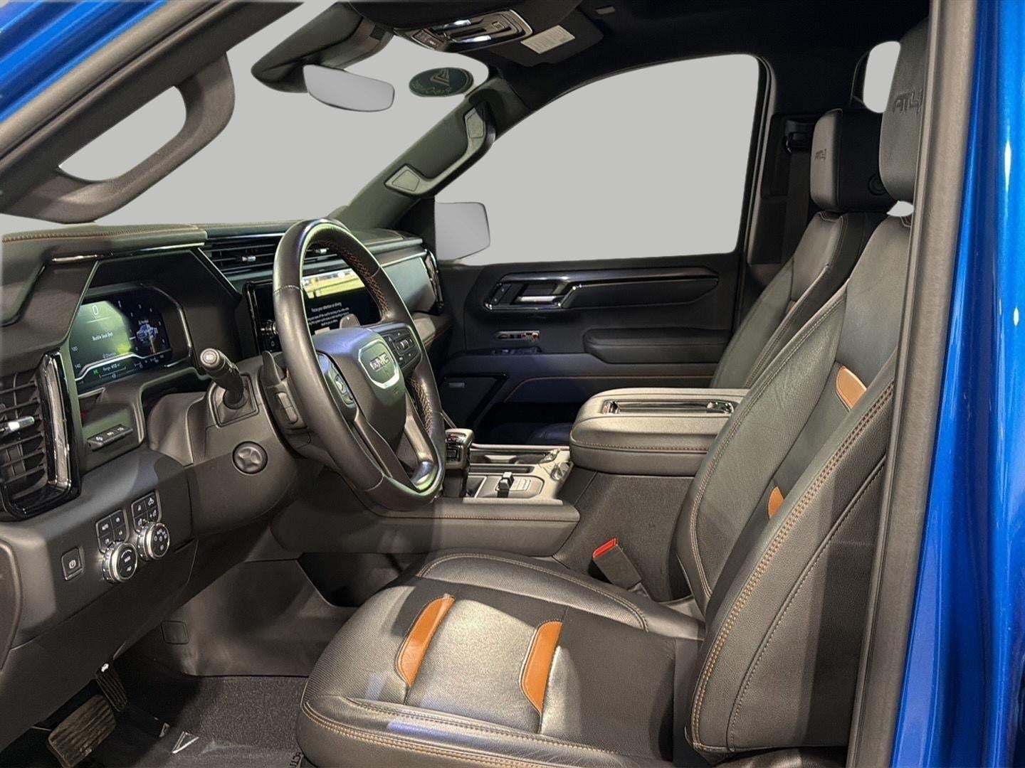 2022 GMC Sierra 1500 4WD Crew Cab 147 AT4