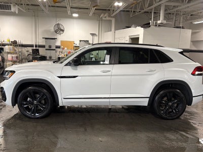 2023 Volkswagen Atlas Cross Sport 2.0T SEL R-Line Black 4MOTION