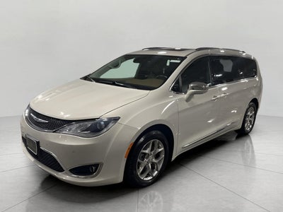 2019 Chrysler Pacifica Limited FWD