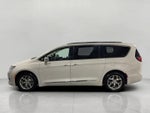 2019 Chrysler Pacifica Limited FWD