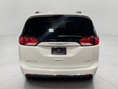 2019 Chrysler Pacifica Limited FWD