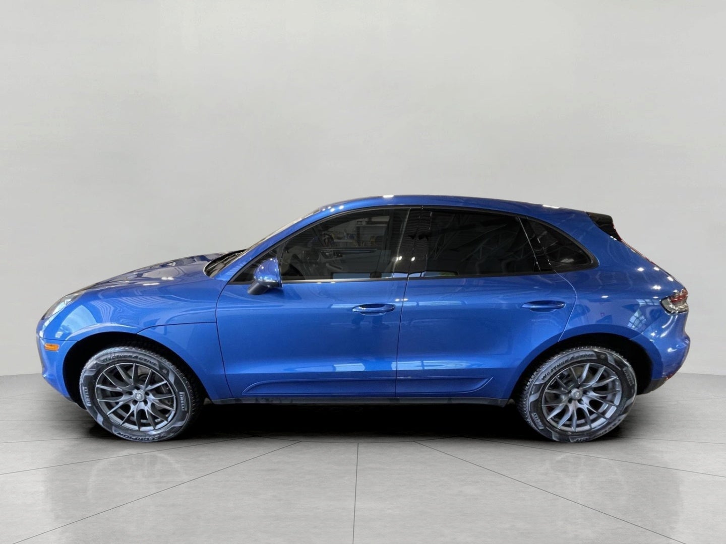 2020 Porsche Macan AWD