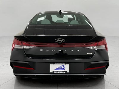 2026 Hyundai Elantra Hybrid Limited