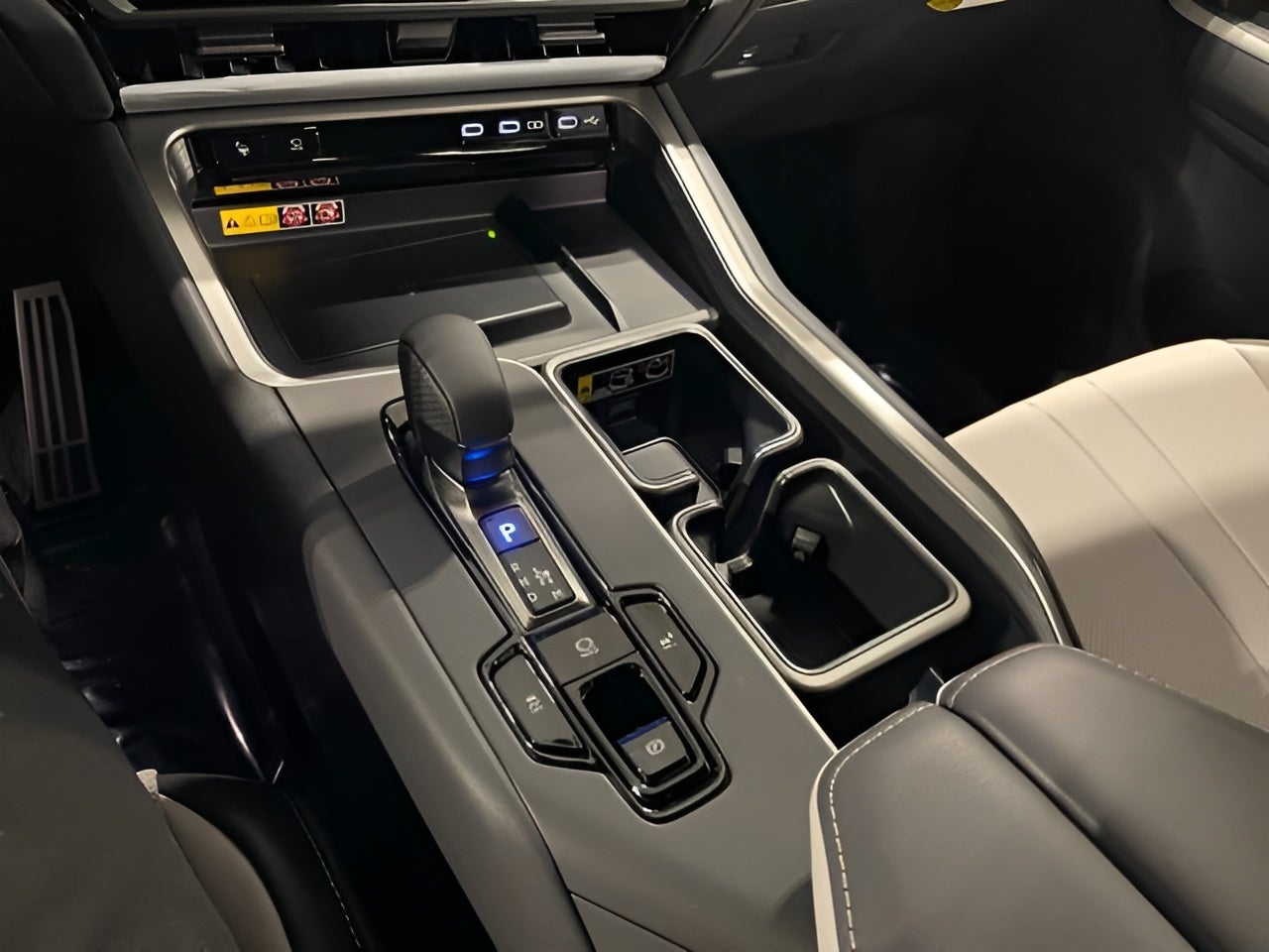 2026 Lexus TX HYBRID TX 500h F SPORT PERFORMANCE PREMIUM AWD