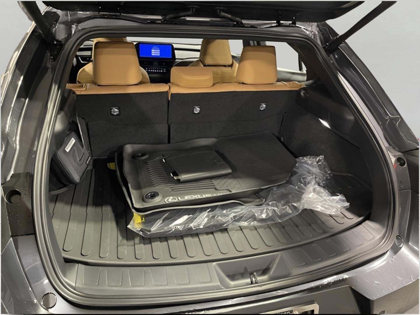 2025 Lexus UX HYBRID UX 300h PREMIUM AWD