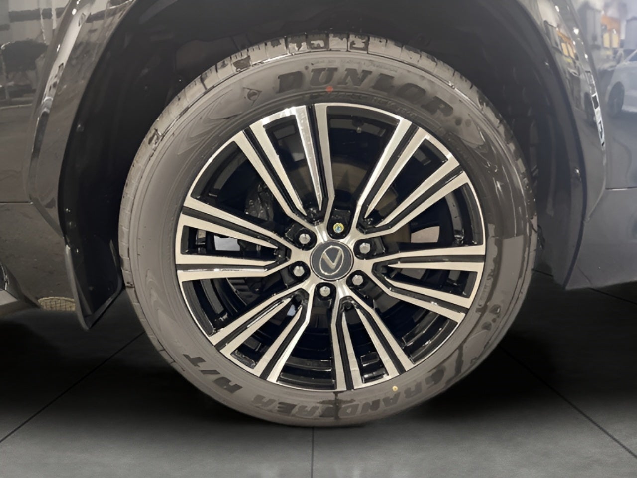 2025 Lexus LX 600 LUXURY