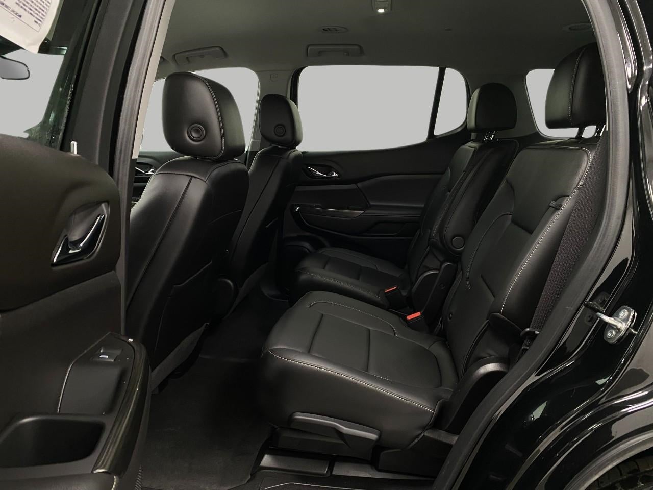 2023 GMC Acadia AWD 4dr SLT