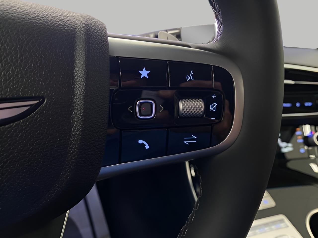 2026 Genesis GV70 2.5T AWD