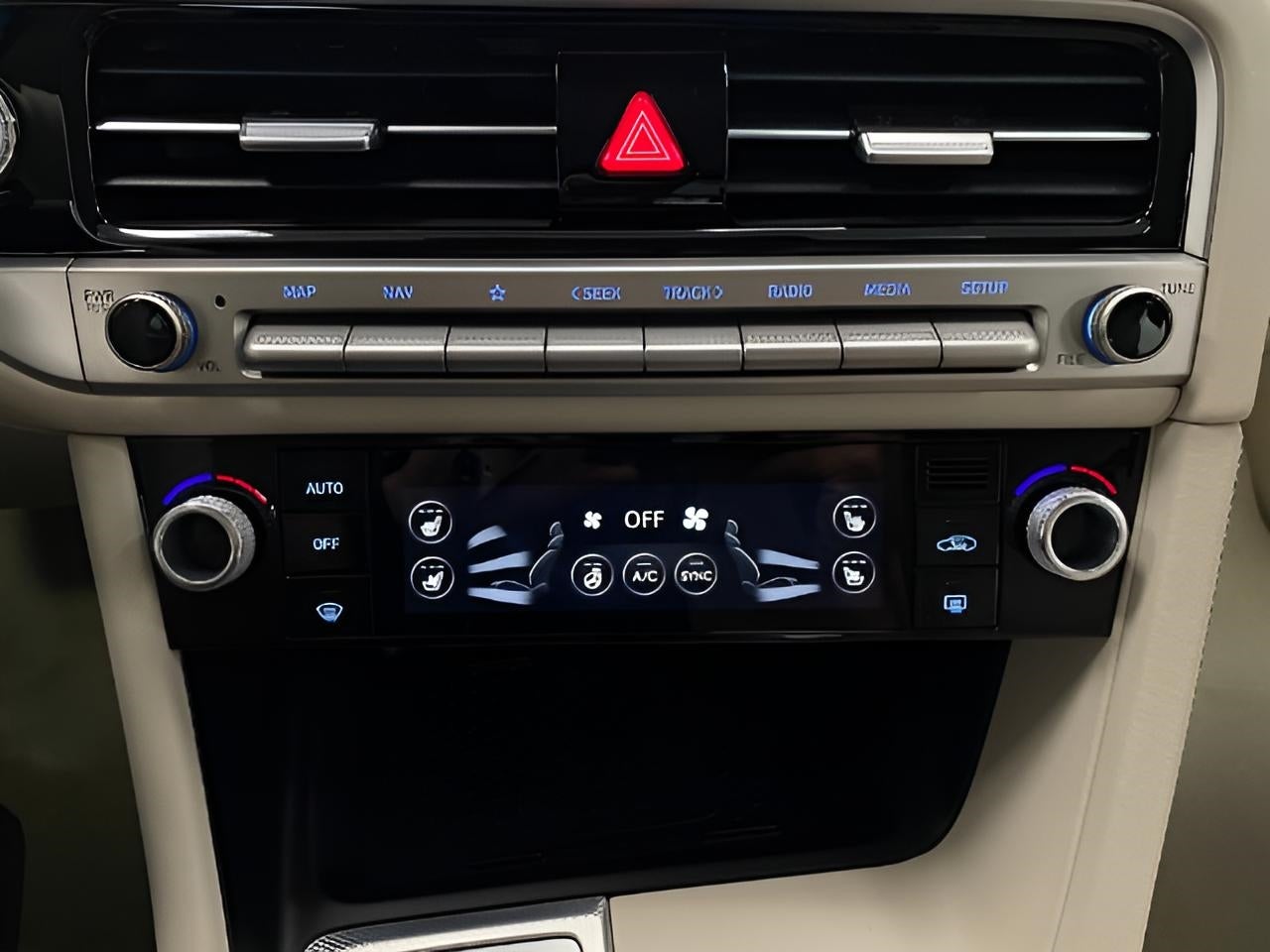 2026 Genesis G70 2.5T Prestige AWD