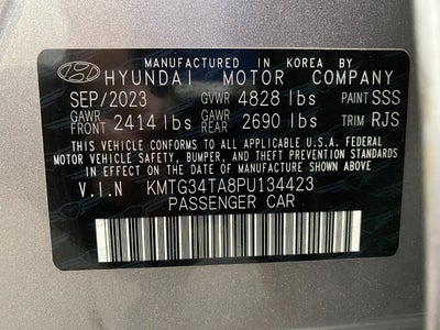 2023 Genesis G70 2.0T AWD