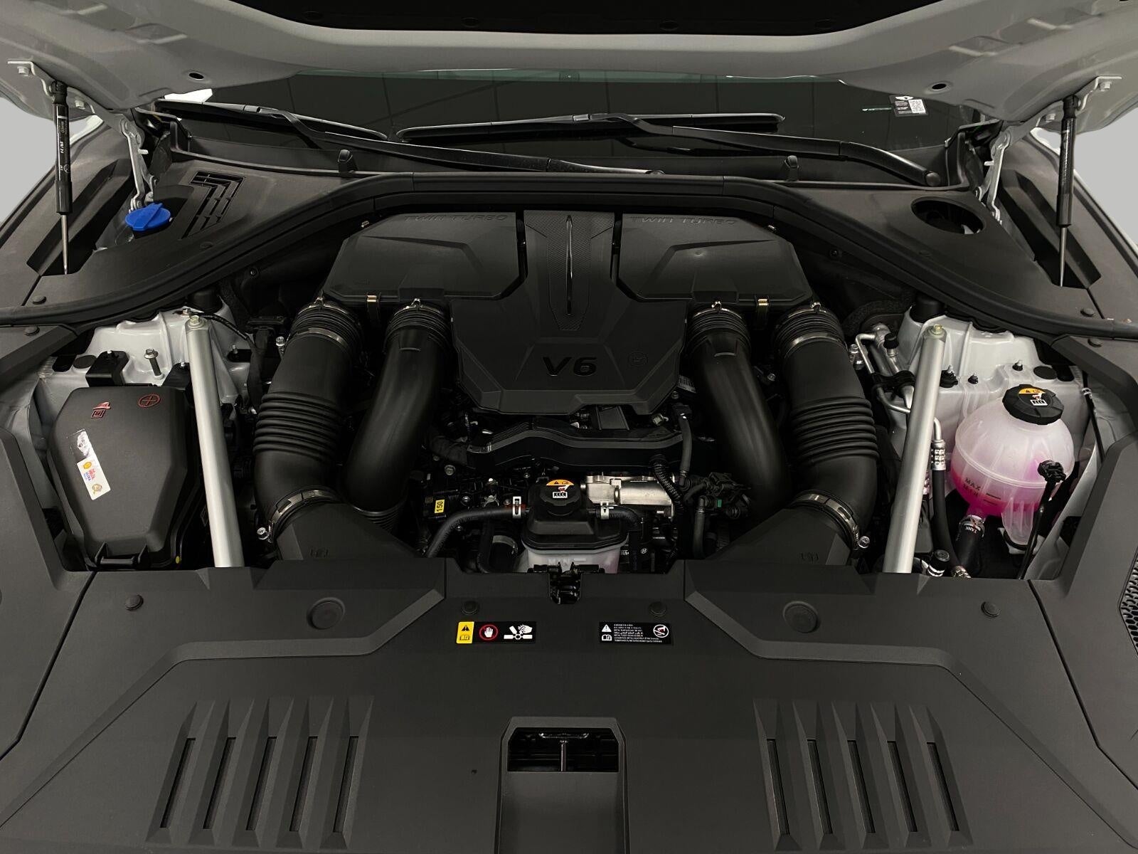 2027 Genesis GV70 3.5T SPORT PRESTIGE