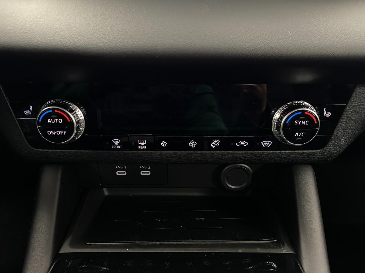 2025 Mitsubishi Outlander ES S-AWC