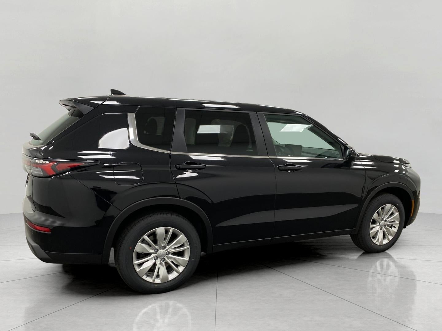 2026 Mitsubishi Outlander ES S-AWC