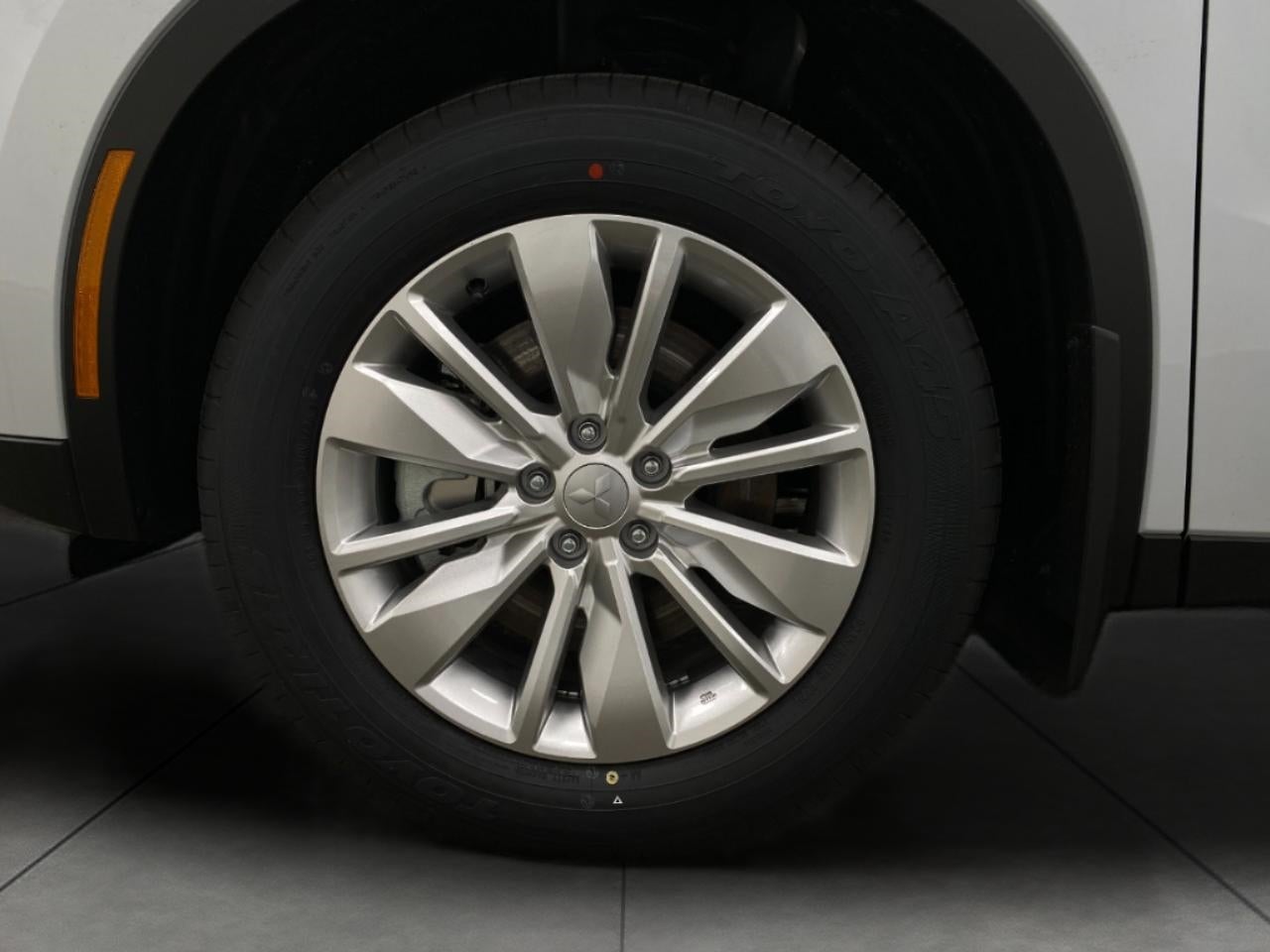 2026 Mitsubishi Outlander ES S-AWC