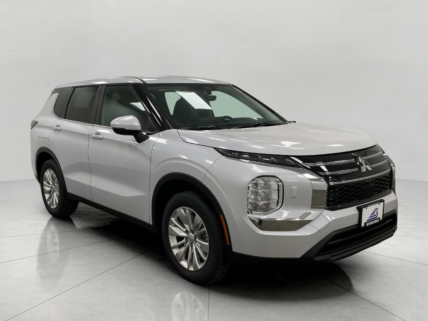 2026 Mitsubishi Outlander ES S-AWC