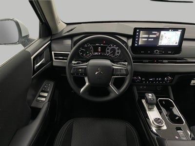 2026 Mitsubishi Outlander ES S-AWC