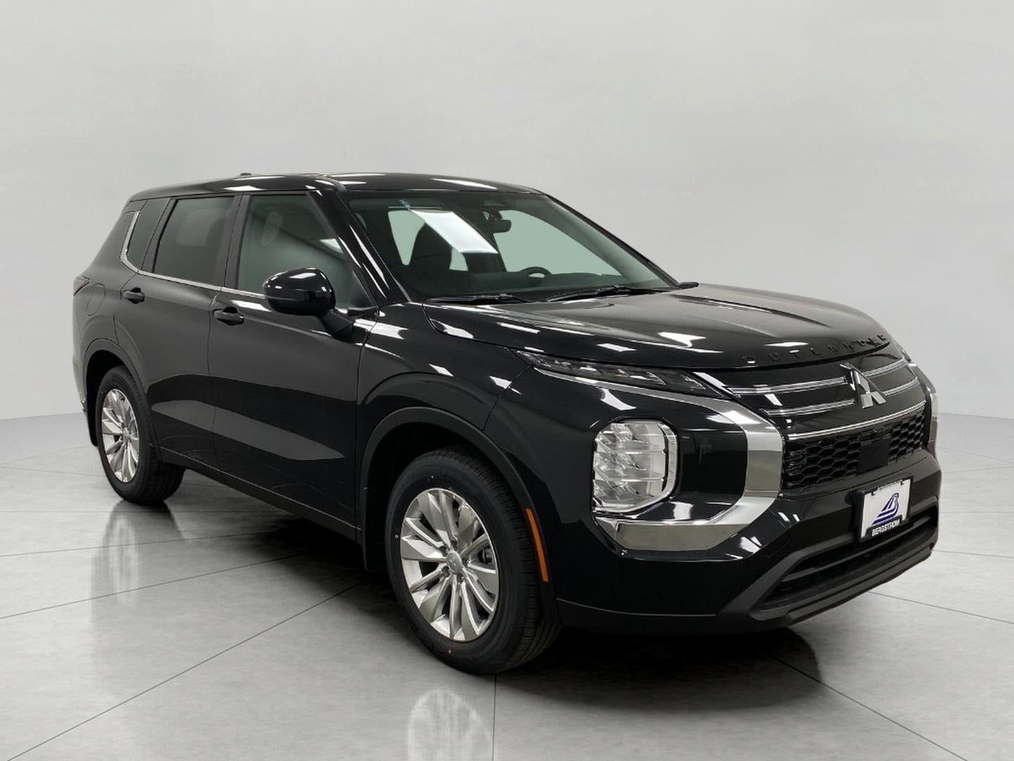 2026 Mitsubishi Outlander ES S-AWC