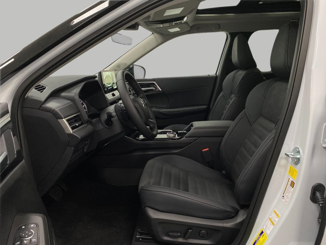 2025 Mitsubishi Outlander SE S-AWC