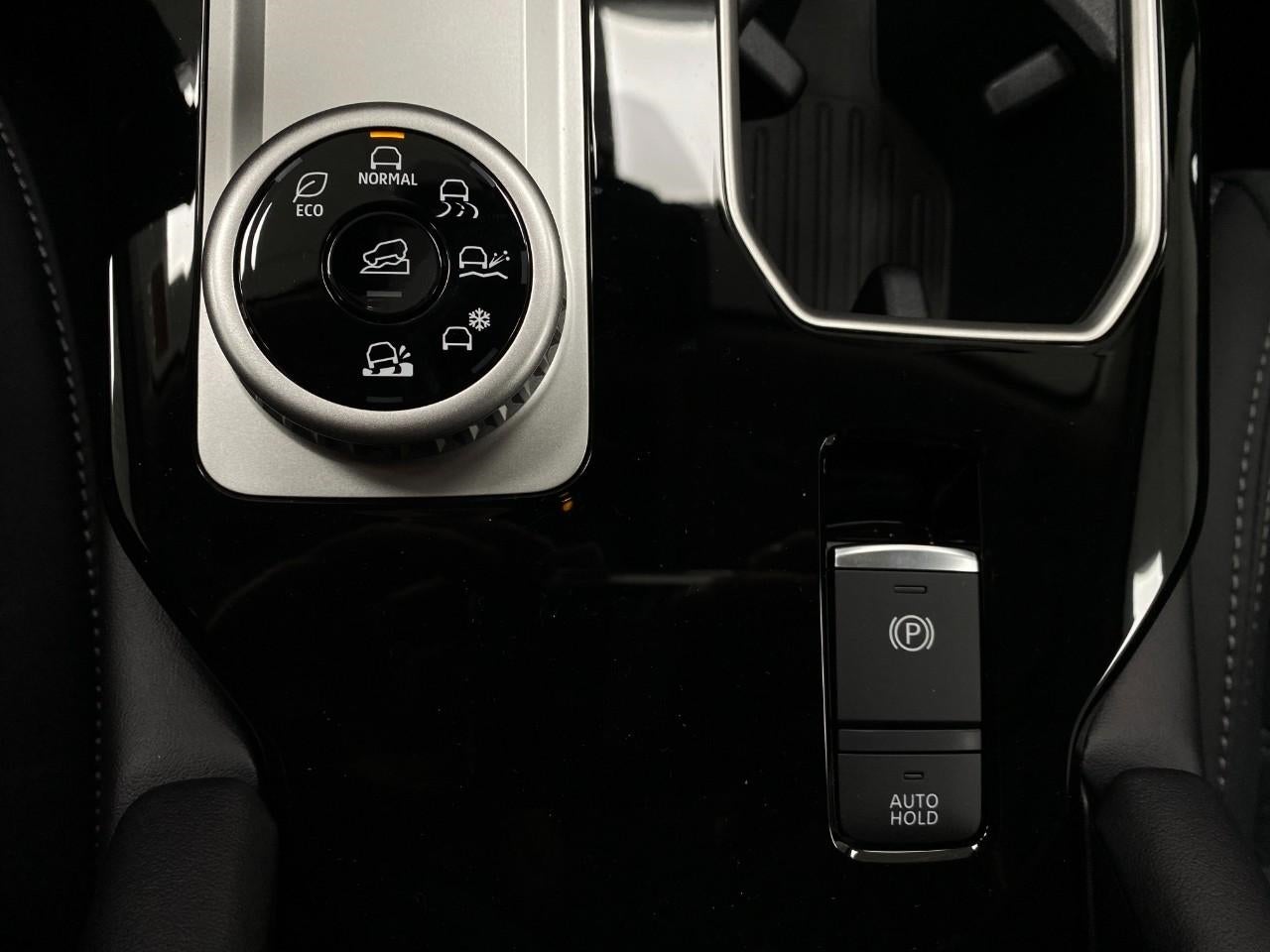 2025 Mitsubishi Outlander SE S-AWC