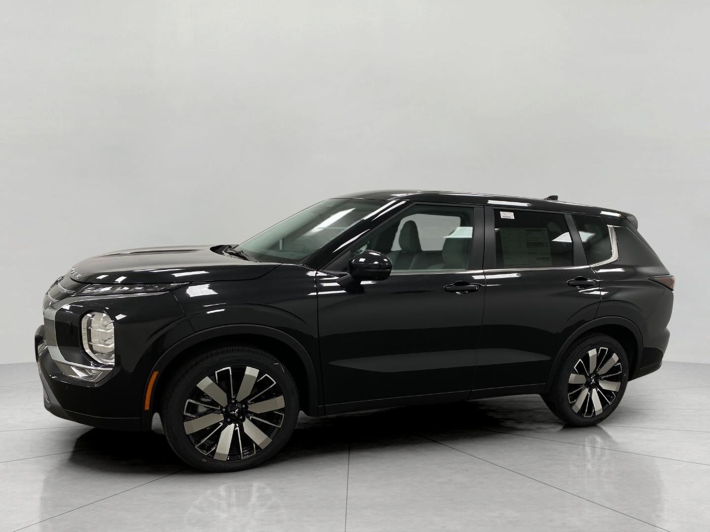 2026 Mitsubishi Outlander SE S-AWC