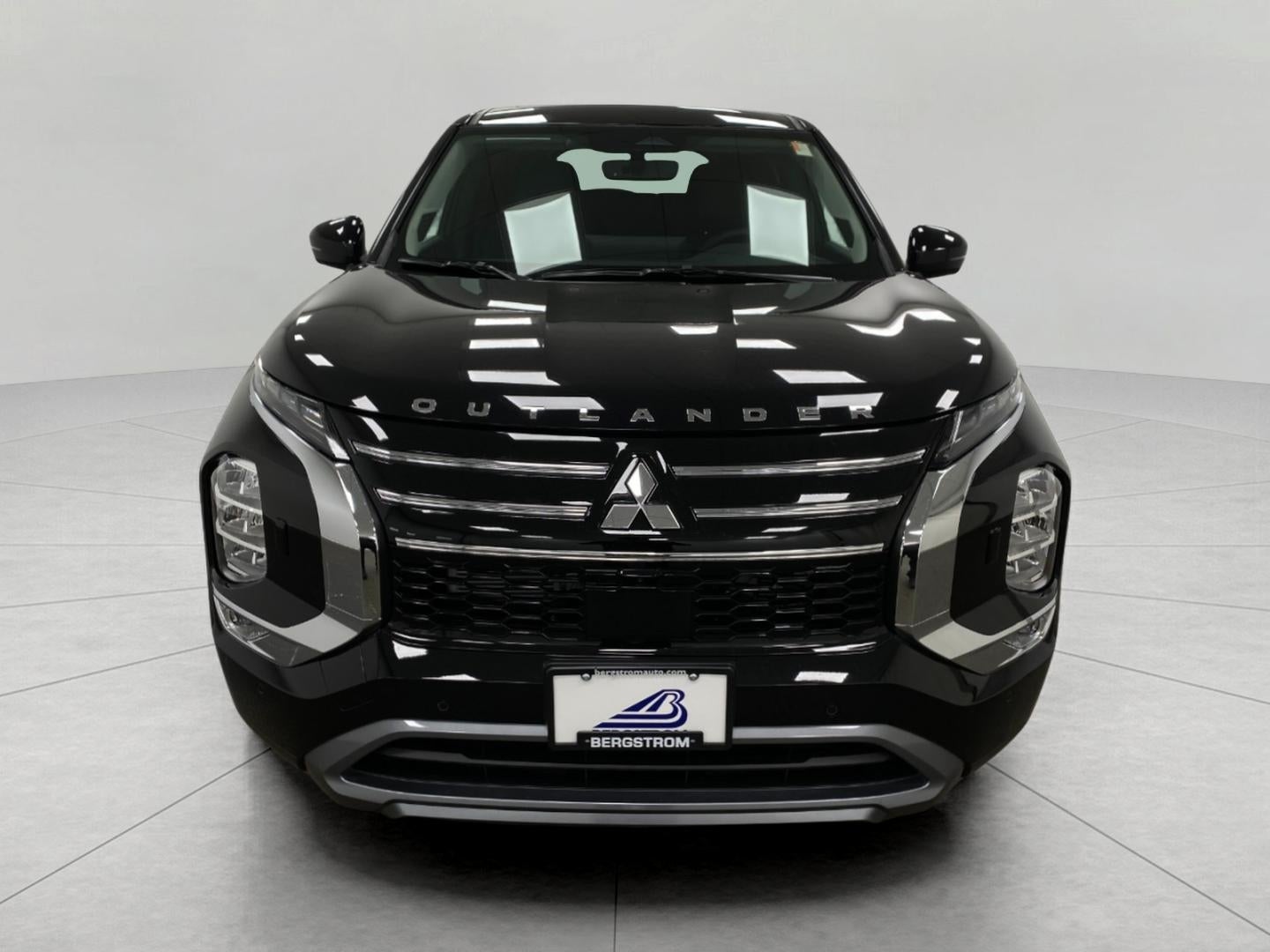 2026 Mitsubishi Outlander SE S-AWC