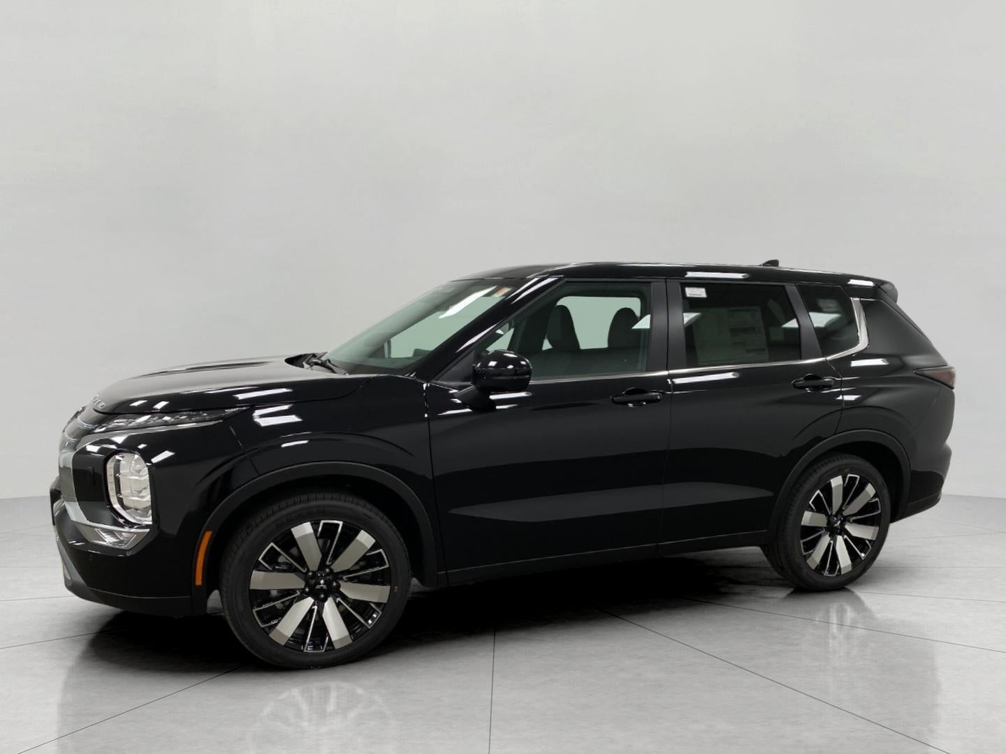 2026 Mitsubishi Outlander SE S-AWC
