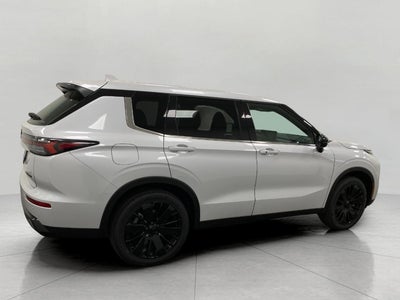 2026 Mitsubishi Outlander LE S-AWC