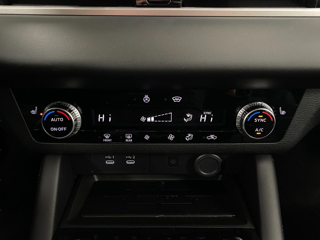 2026 Mitsubishi Outlander SE S-AWC